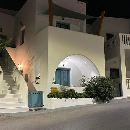Atlantida Spacious Flat Fira  Exterior photo