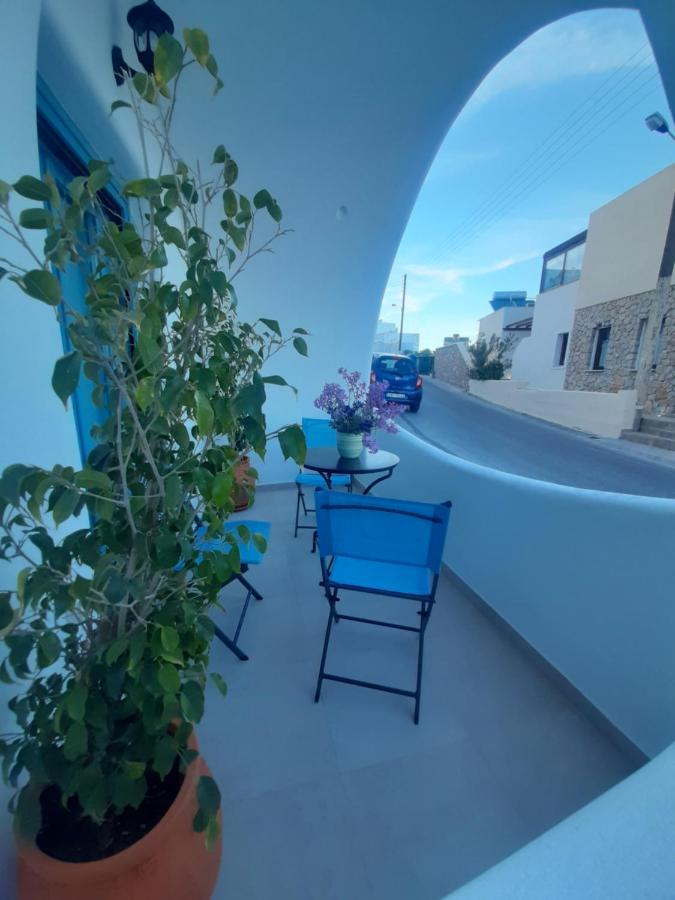 Atlantida Spacious Flat Fira  Exterior photo