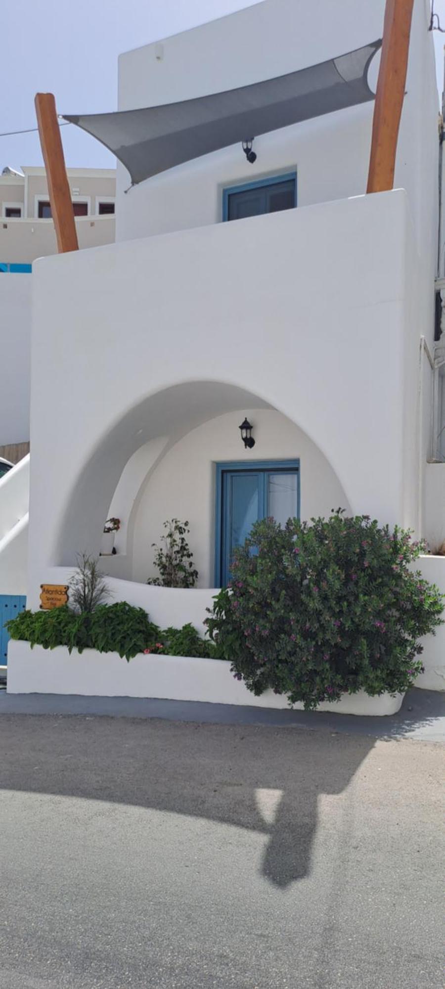 Atlantida Spacious Flat Fira  Exterior photo