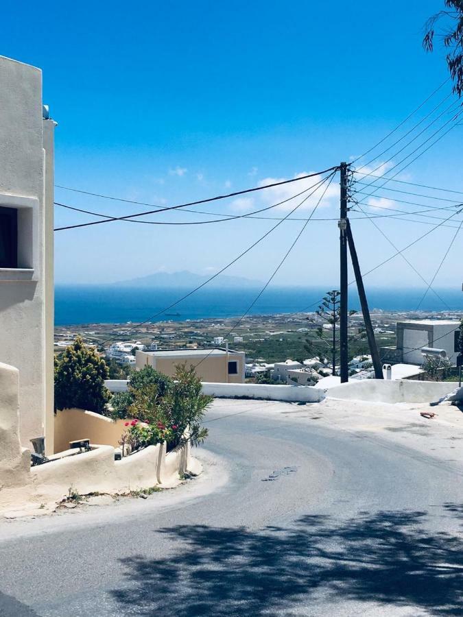 Atlantida Spacious Flat Fira  Exterior photo
